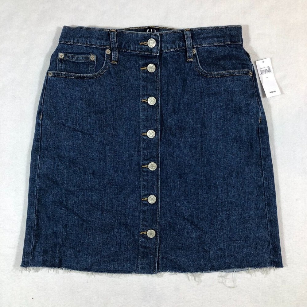 NEW Gap Womens 4 Button Front Mini Denim Jean Skirt Raw Hem #496473-00 NWT $60 - Picture 1 of 11